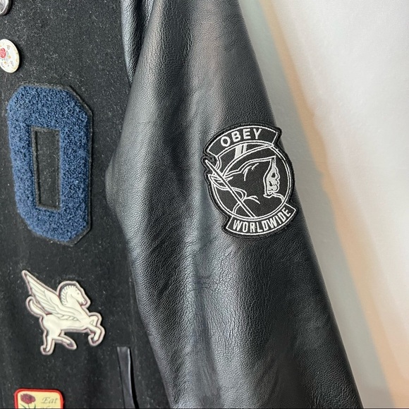 Obey black faux leather sleeves Embroidered Patch bomber jacket S - Picture 4 of 9